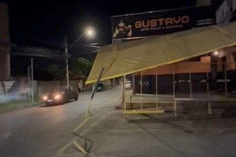 Motorista suspeito de embriaguez causa acidentes e é detido em Pedro Leopoldo