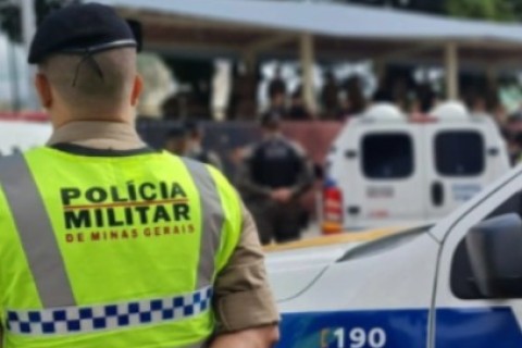 Polícia Militar prende dois suspeitos de tráfico de drogas em Pedro Leopoldo