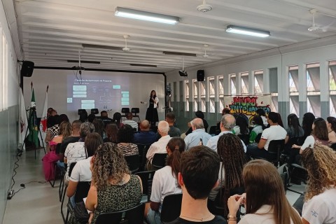 Fundação CSN e CSN Cimentos realizam seminário sobre a Lei de Incentivo à Reciclagem em Pedro Leopoldo