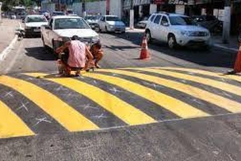 Vereador pede instalação de quebra-molas e melhorias no asfalto em Pedro Leopoldo