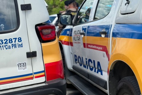 Operação na MG-424 remove três veículos com documentação irregular em São José da Lapa
