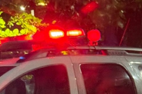 Acidente de trânsito é registrado em rotatória de Pedro Leopoldo