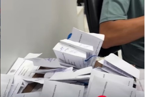 Dados das urnas começam a ser transmitidos no Cartório Eleitoral de Pedro Leopoldo
