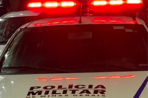 Fiscalização de trânsito resulta na apreensão de veículo em Pedro Leopoldo