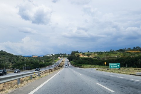 Operação de fiscalização na MG-424 resulta na apreensão de veículos irregulares em Confins