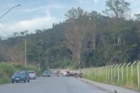 Motociclista de  27 anos morre em acidente na Avenida Romulo Joviano em Pedro Leopoldo