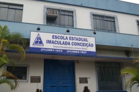 Comissão da Assembleia de Minas visita escola estadual em Pedro Leopoldo para avaliar projeto de PPP
