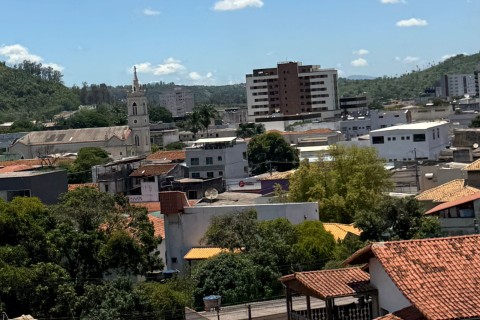 Duas escolas de Pedro Leopoldo dividem liderança no Ideb 2025 do ensino médio